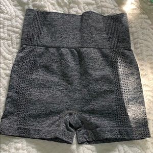 Seamless shorts